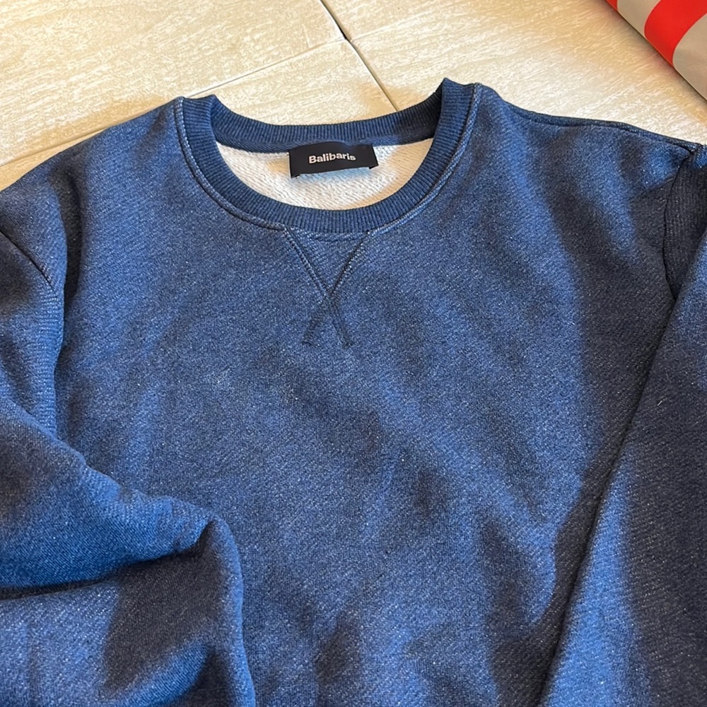 Balibaris blue sweatshirt